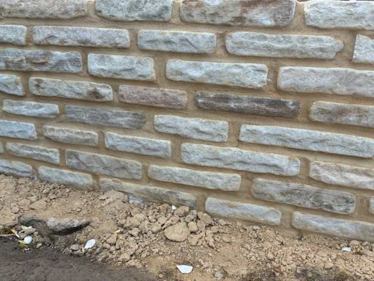 Bradstone Natural sandstone walling