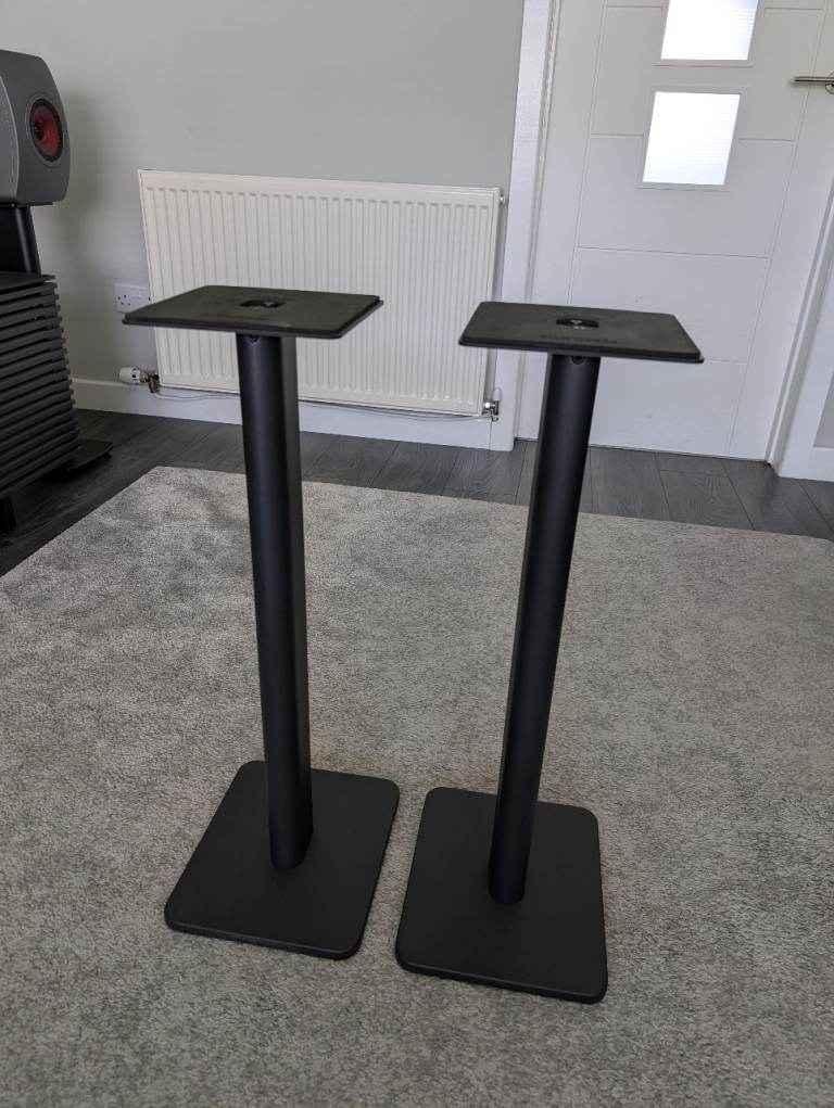 Pair of Kanto SP26 Speaker Stands - Black, Good Condition