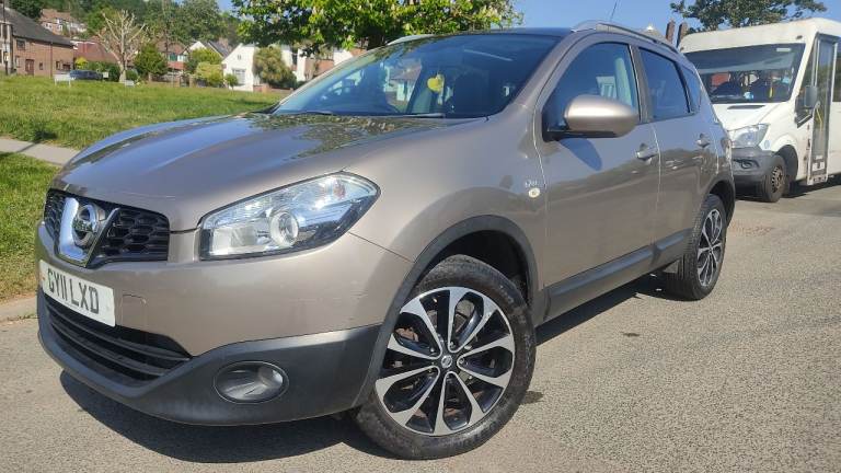 NISSAN QASHQAI-LONG MOT-ULEZ EXEMPT-SATNAV-IDEAL FAMILY CAR 
