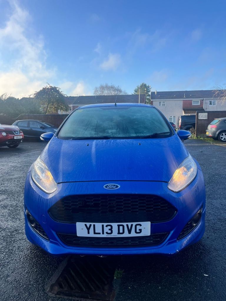 Ford, FIESTA, Hatchback, 2013, Manual, 998 (cc), 3 doors