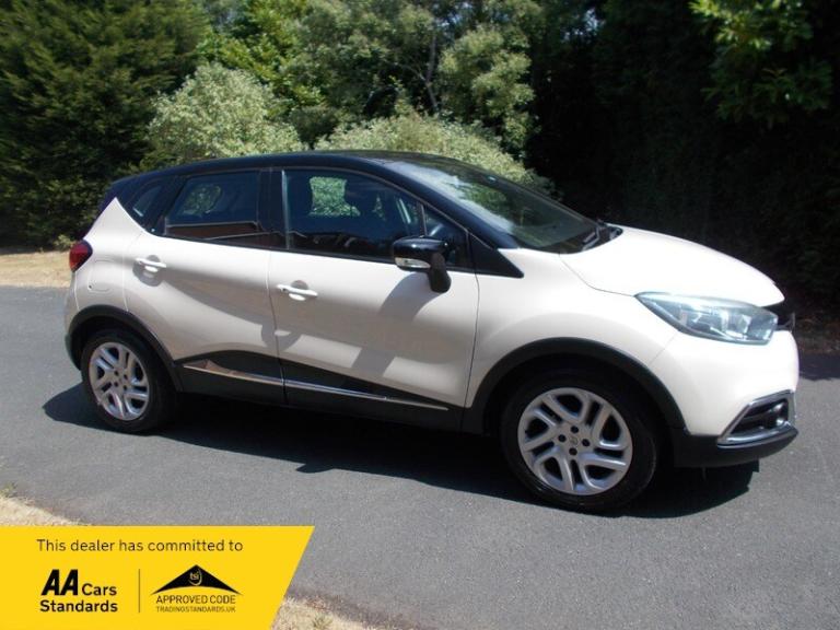 Renault Captur 0.9 TCe ENERGY Dynamique MediaNav SUV 5dr Petrol Manual Euro 5 (s
