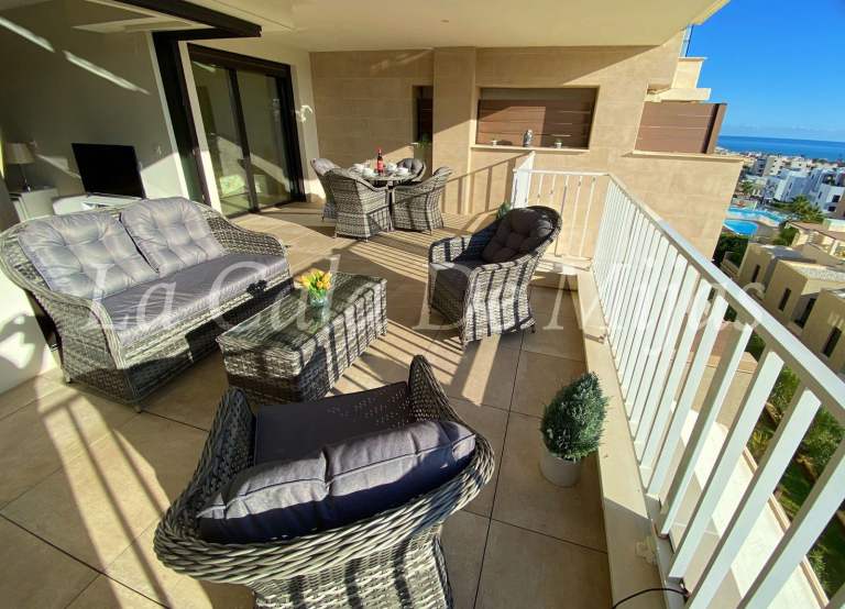 2 Bedroom 2 Bathroom Apartment to Rent in La Cala de Mijas Spain