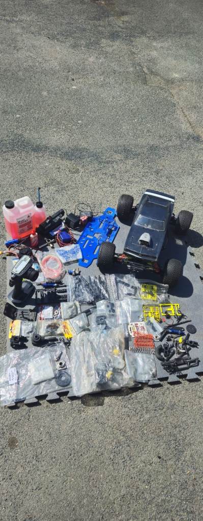 RC NITRO MAMMOTH
