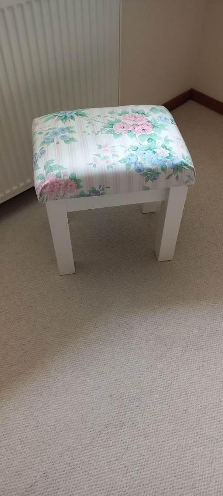 Stool / Dressing Table Stool 