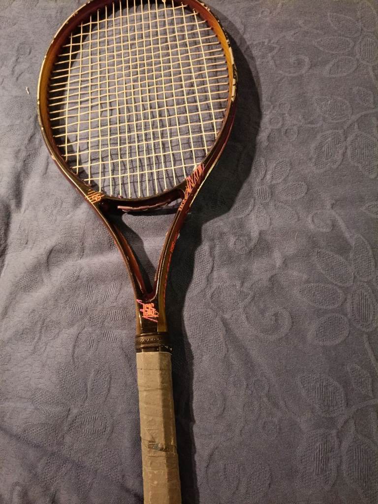 Tennis racket