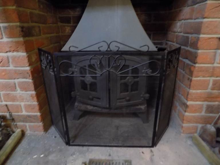 fire screen black