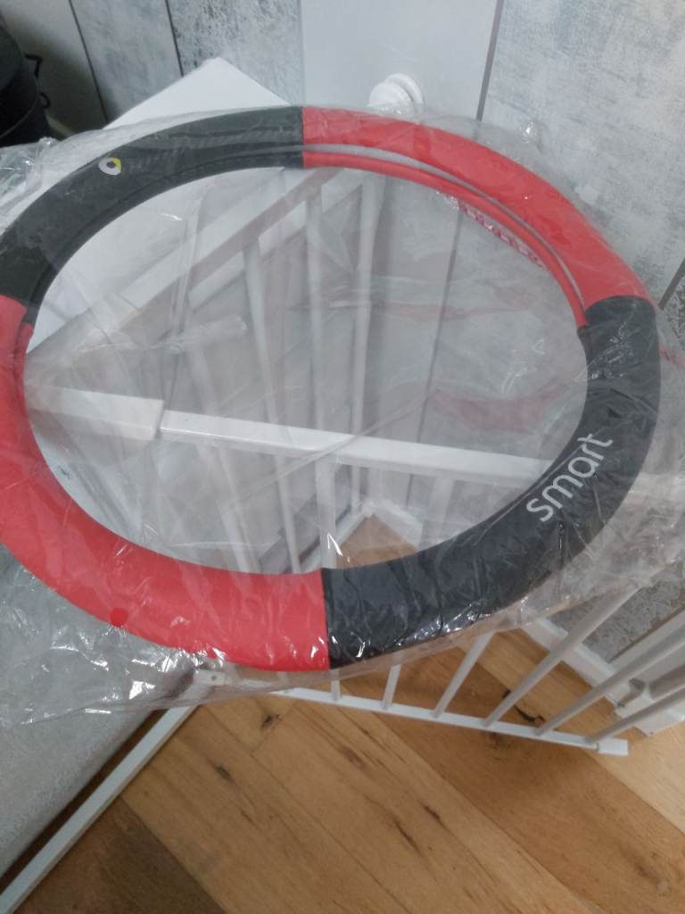 Smart steering wheel cover 