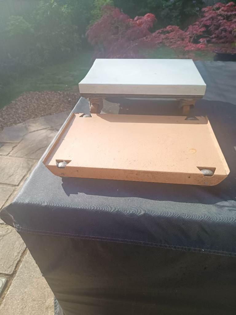 Free..metal moving plates