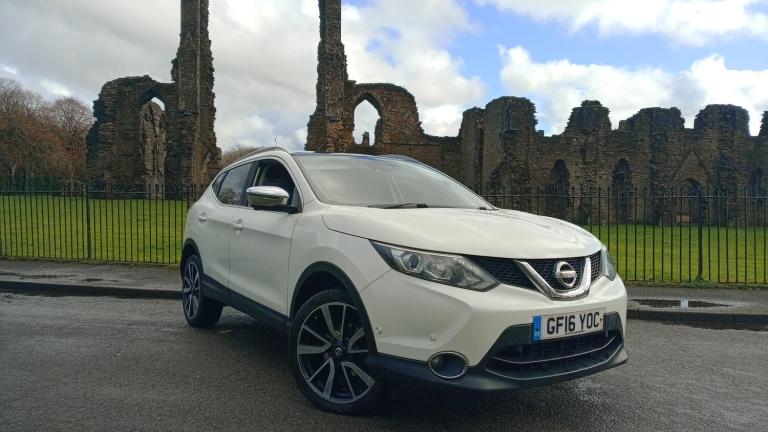 2016 Nissan Qashqai 1.5 dCi Tekna 5dr *1 OWNER* 12 MTH MOT HATCHBACK Diesel Manual