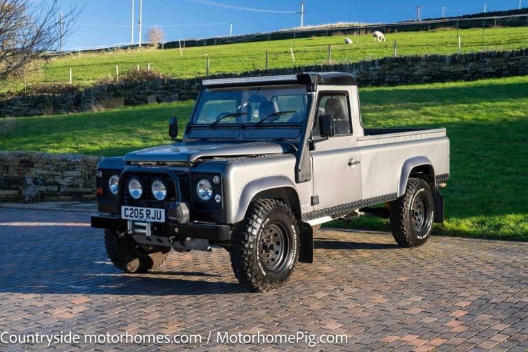 1985 Land Rover 110 Defender Light 4x4 Utility