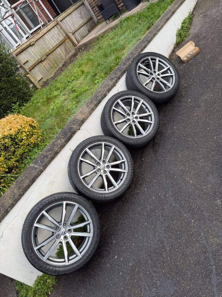 Volkswagen Dortmund 20” VW Transporter Alloy Wheels 5x120 T5 / T6 etc