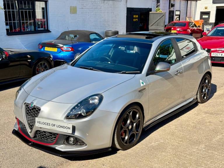 2016 Alfa Romeo Giulietta 1750 TBi Veloce Hatchback 5dr Petrol TCT Euro 6 (240 bhp) Hatchback Pet...