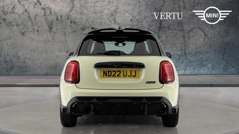 2022 MINI Hatch 1.5 Cooper Sport 5dr Petrol Hatchback Hatchback Petrol Manual