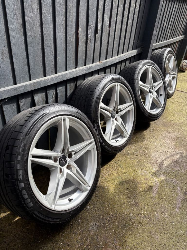 Audi Speedline 18" staggered 