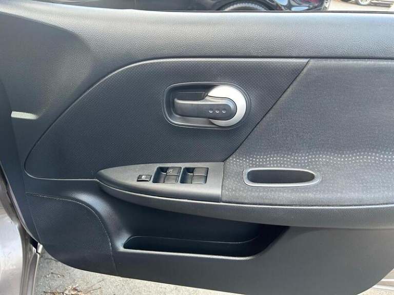 2012 Nissan Note 1.6 16V n-tec+ Hatchback 5dr Petrol Manual Euro 5 (110 ps) Hatchback Petrol Manual