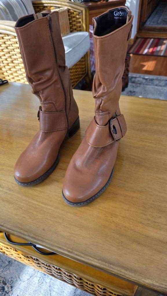 Brown Leather Boots by Gabor - Very Good Condition Size 6.5