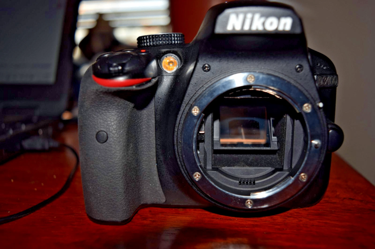 Nikon D3400 (Body Only)(Like new)