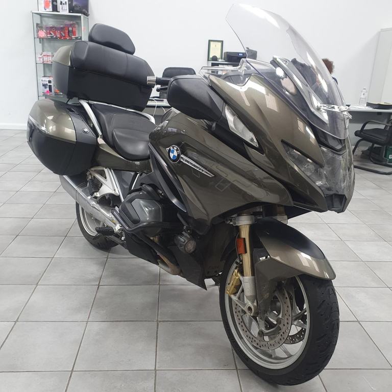 2021 BMW R1250 RT LE Elegance FSH Powered Top Box Luxury Pillion Back Rest 
