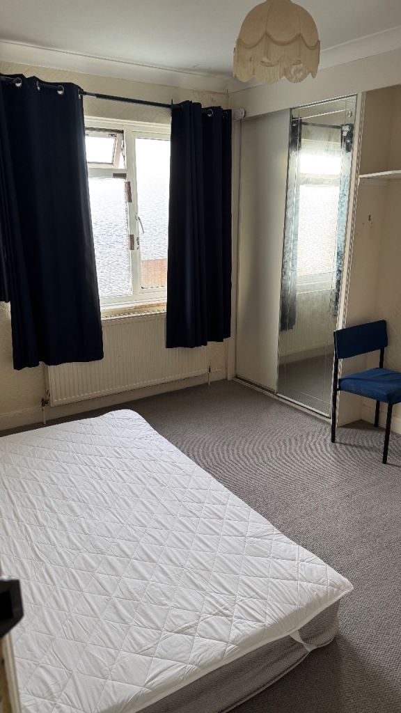 A room available in Eastern Brighton