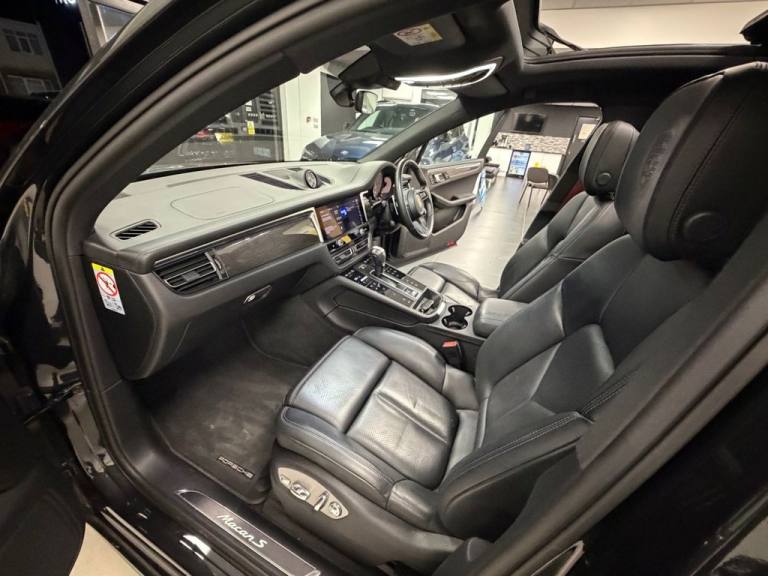 2022 M PORSCHE MACAN 2.9T V6 S SUV 5DR PETROL PDK 4WD EURO 6 (S/S) (380 PS)