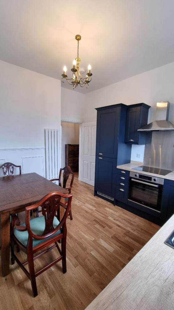 1 bedroom flat to rent central location