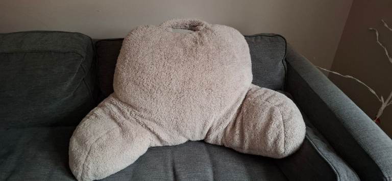 Large cuddle cushion