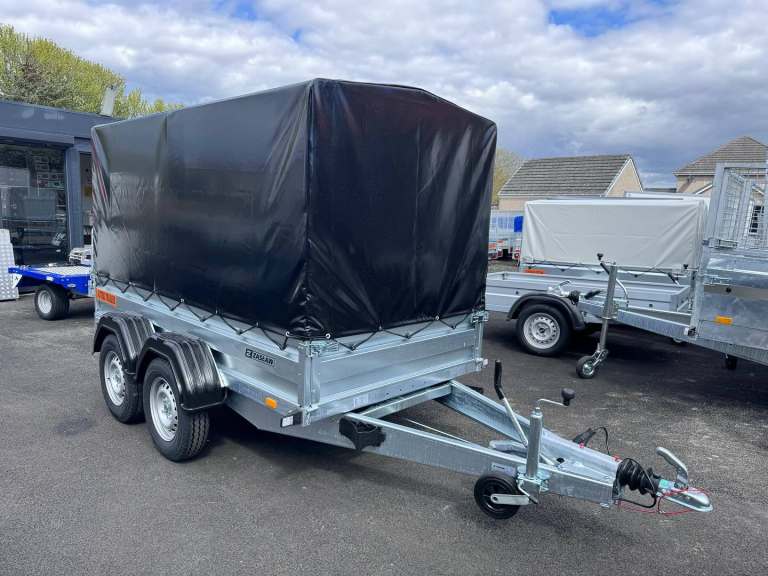 BRAND NEW ZASLAW 265TH TWIN AXLE 8,7FT X 4,4FT FRAME AND COVER TRAILER 2000KG BRAKED