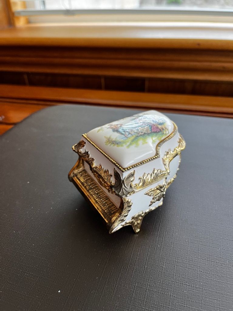 Vintage-Style Piano Trinket Box with Music Box – Good Condition