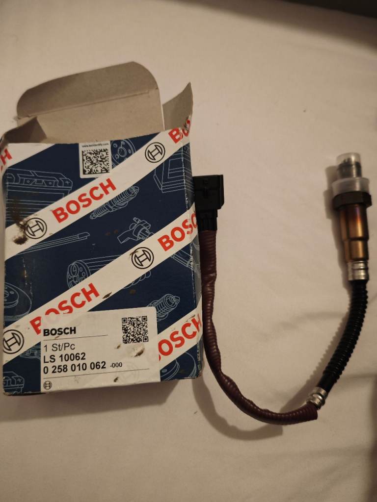 Bosch Lambda sensor ( new, in box)