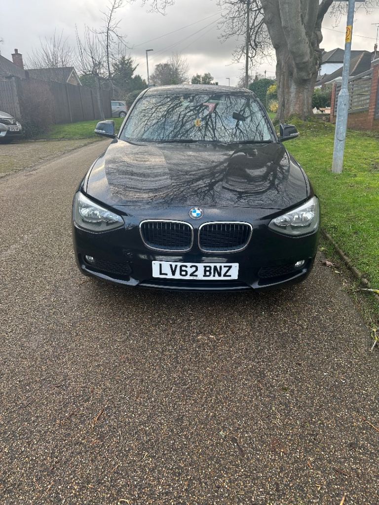 BMW 1 Series 116i (2012 – LV62 BNZ) – Automatic – Black – Spares or Repair
