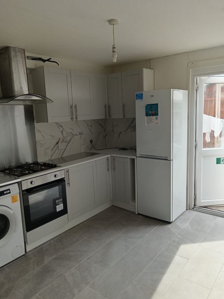 Double  room for rent 