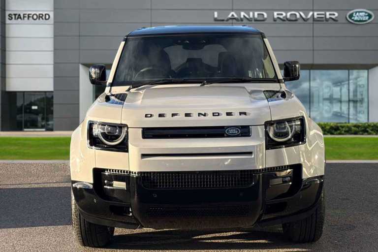 2025 Land Rover Defender 110 3.0 D250 MHEV X-Dynamic SE Auto 4WD Euro 6 (s/s) 5dr SUV Automatic