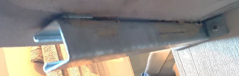 RARE CURVED LIGHT GREY SPARKLE QUARTZ KITCHEN WORKTOP  -  QUICK SALE  - £99 ONLY