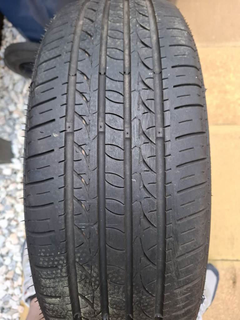 : 185/65R15 Hilo Genesys XP1 Tyre on Peugeot 208 Steel Rim – Good Tread