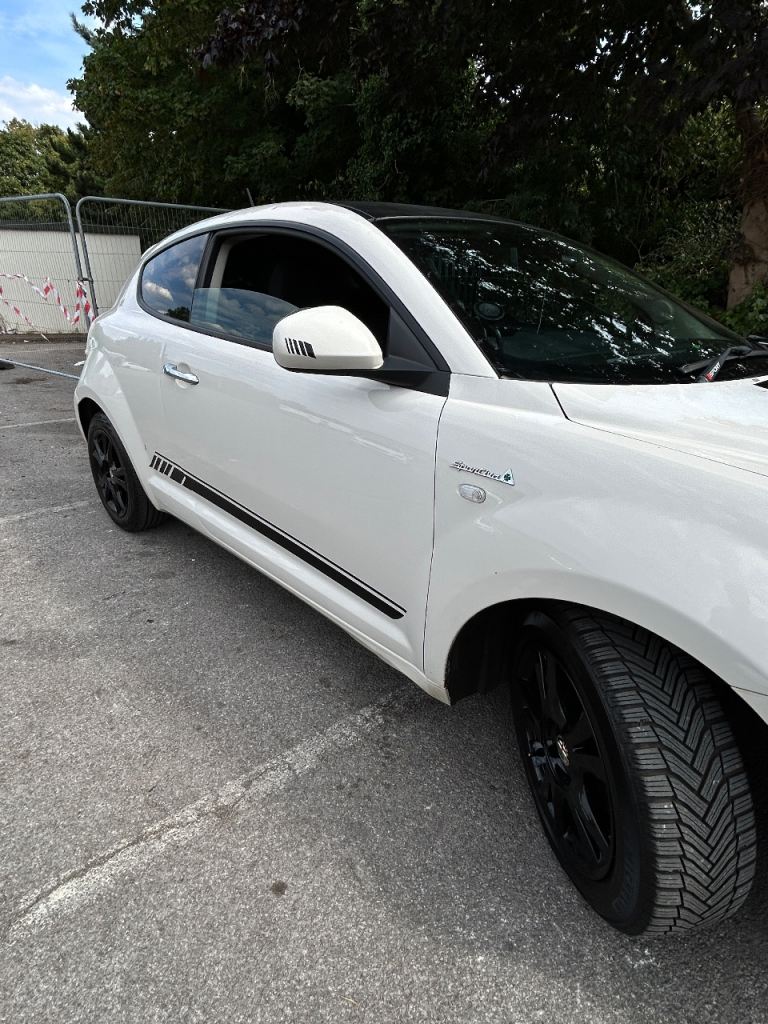 Alfa Romeo, MITO, Hatchback, 2010, Manual, 1368 (cc), 3 doors