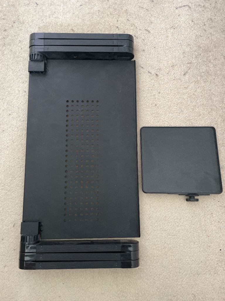 Laptop desk
