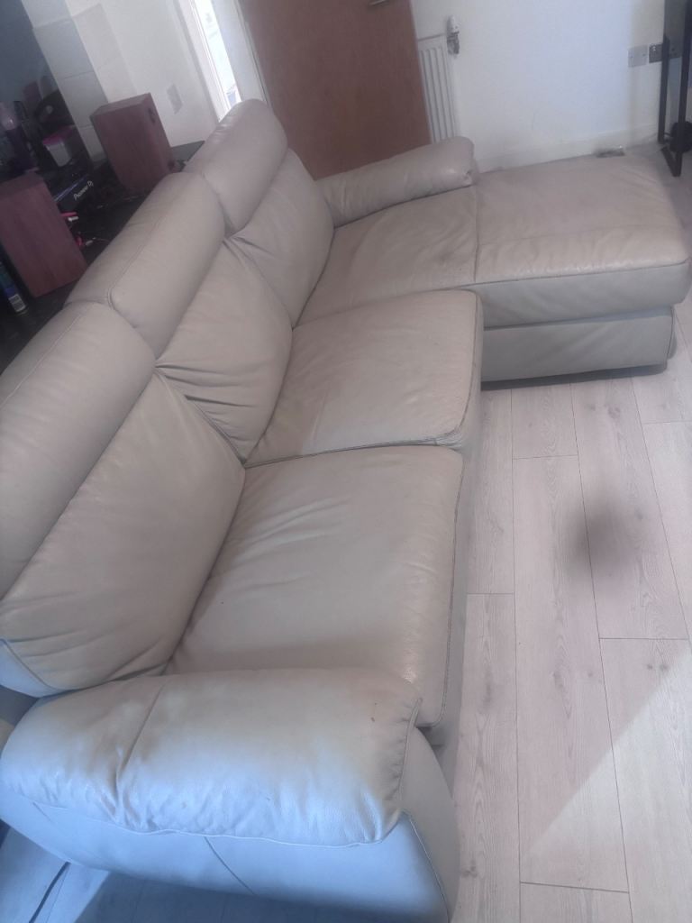 FREE  Corner sofa and single chair electronic reclining 