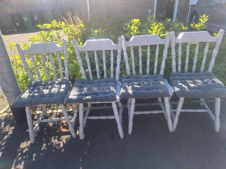 4 x wooden dining chairs