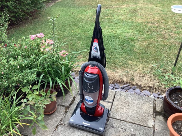 VACUUM PANASONIC MC E4061 