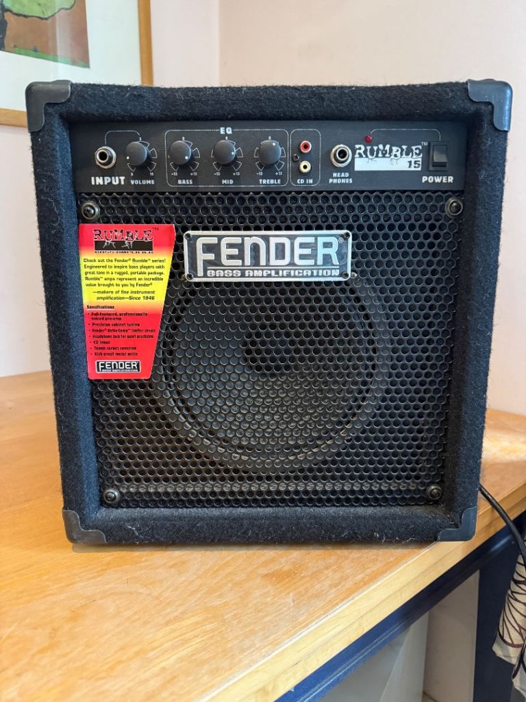 Fender Rumble 15 bass combo amp