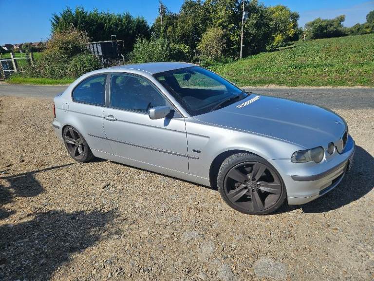 BMW 325ti Auto