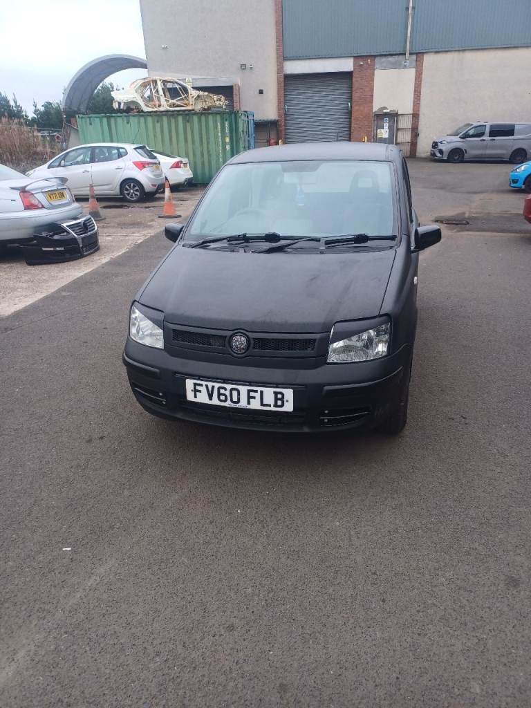 2010 Fiat Panda spares or repair READ AD