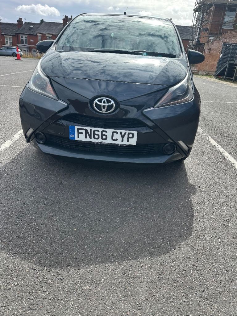 Toyota, AYGO, Hatchback, 2016, Manual, 998 (cc), 5 doors