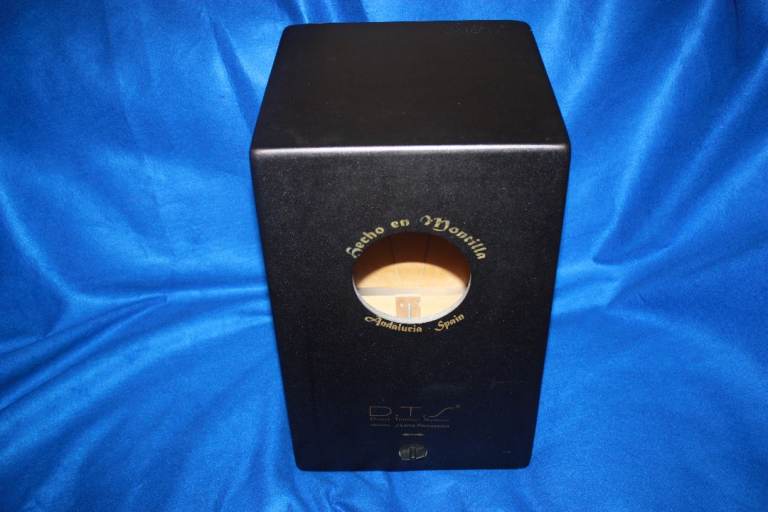 J Leiva Zoco DTS (Direct Tension System) Wooden Cajon ~ Condition Like New ~ £120 ono 