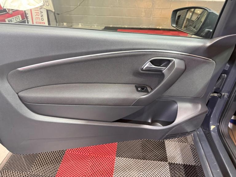 2017 Volkswagen Polo 1.2 TSI BlueMotion Tech Match Edition Euro 6 (s/s) 3dr HATCHBACK Petrol Manual