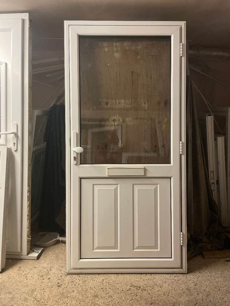 204.5 x 98 cm - MODERN ALUMINIUM DOUBLE GLAZED DOOR - CLEAR TOUGHENED SAFETY GLASS (REF: DX216)