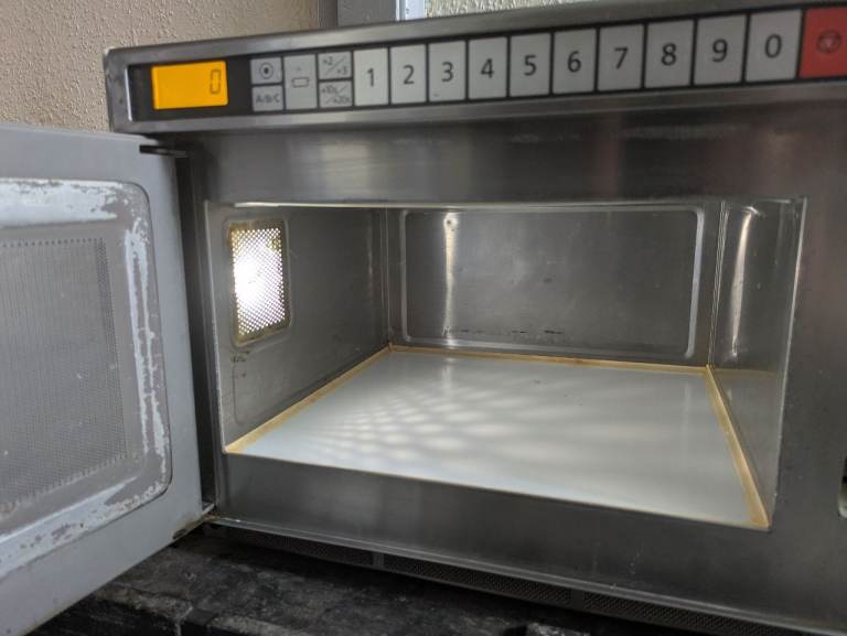 Panasonic Commercial Microwave 1800W