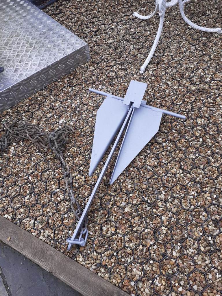 5kg anchor with some  chain