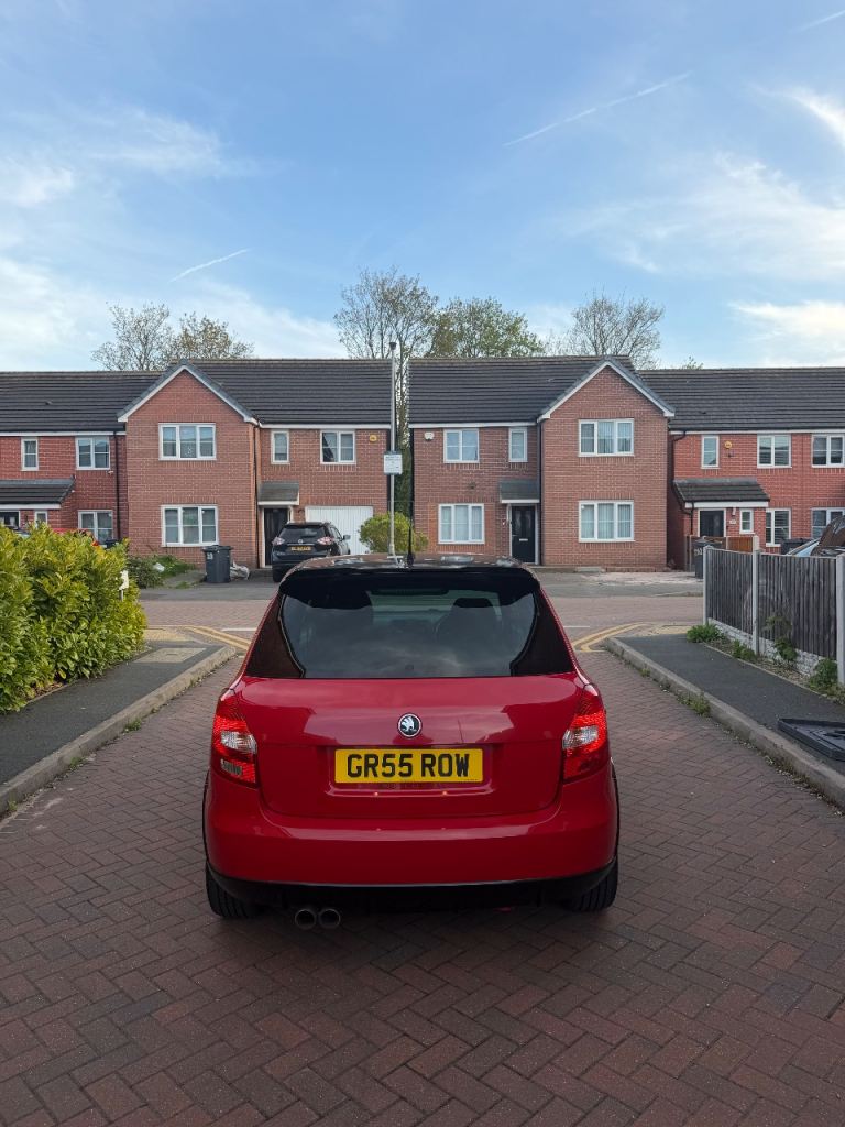 Skoda, FABIA, Hatchback, 2011, Manual, 1598 (cc), 5 doors