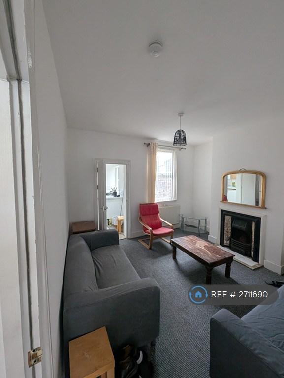 6 bedroom house in Prescot Road, Ormskirk, L39 (6 bed) (#2711690)